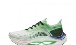 特步160最新爆料,领跑时尚潮流，科技与舒适并存